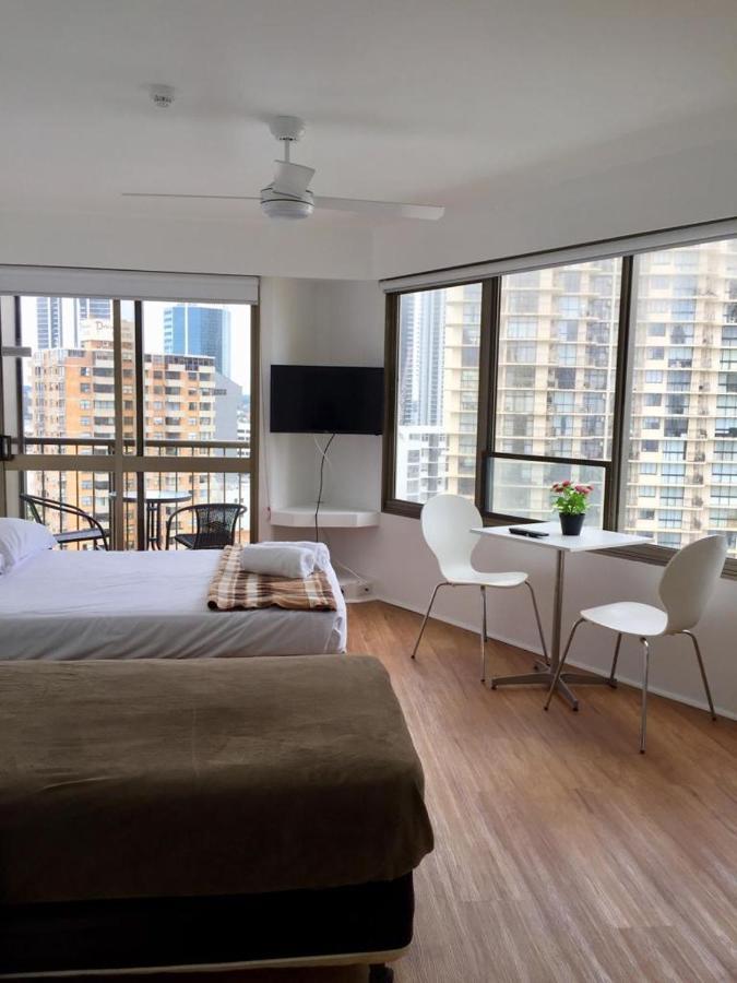 Surfers Holiday Apartments 黄金海岸 外观 照片