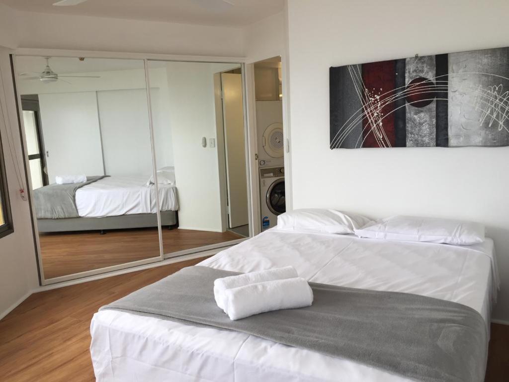 Surfers Holiday Apartments 黄金海岸 外观 照片