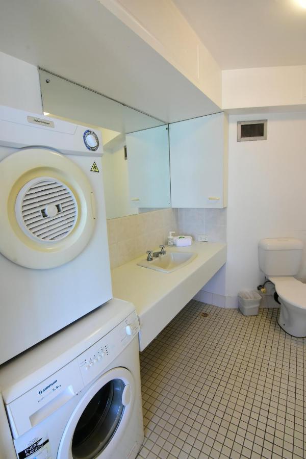 Surfers Holiday Apartments 黄金海岸 外观 照片