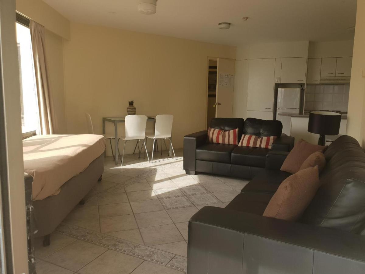 Surfers Holiday Apartments 黄金海岸 外观 照片